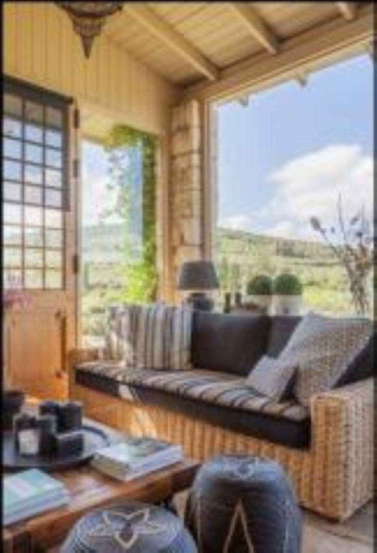Villa Mantilari Wine Estate 7 Apartments 2 Private Pools 1 Heated Tennis Court Fitness Center Archanes Buitenkant foto